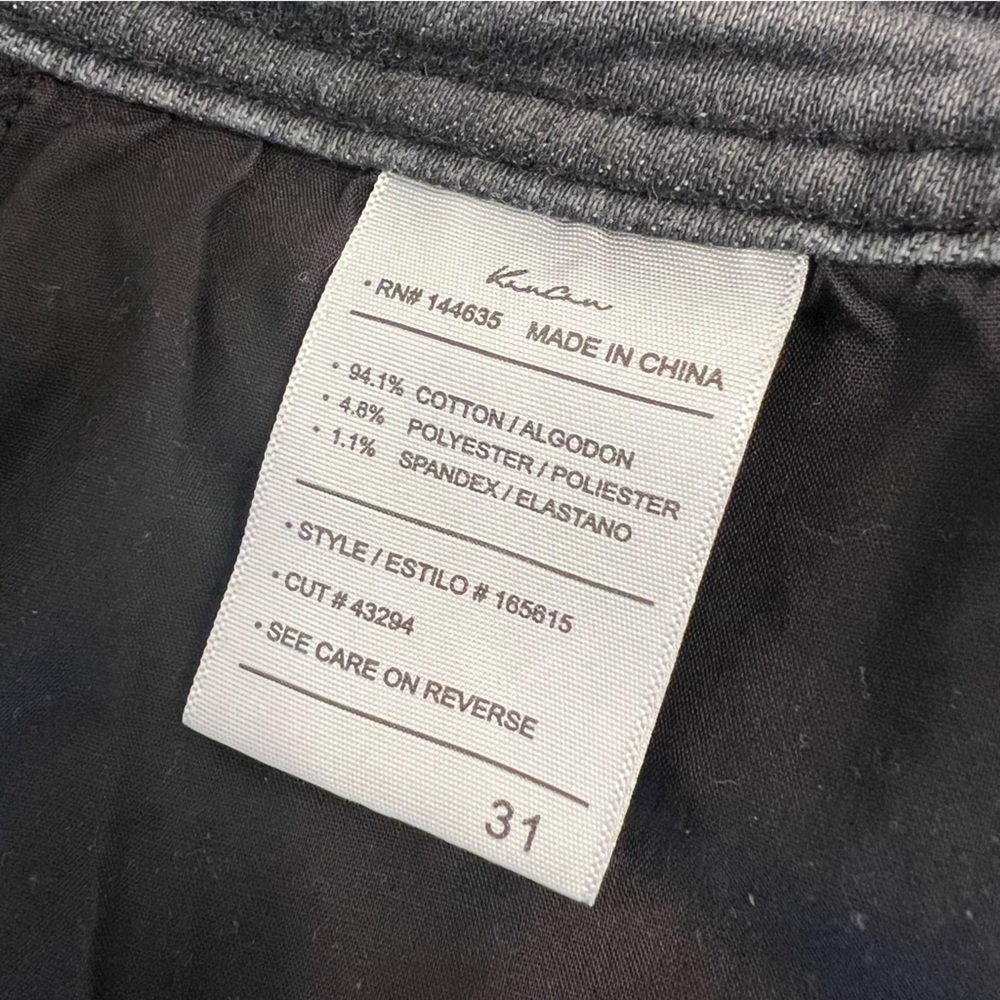 KanCan Ankle Jeans in Black, Frayed Hem, Straight to Tapered Leg, Size 31 - Picture 9 of 9